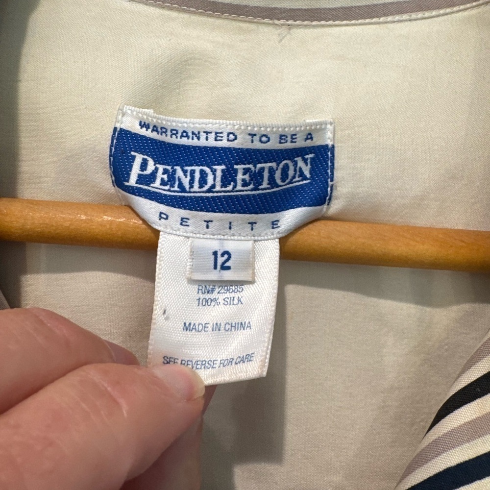 Vintage Pendleton Cream/Blue/Black Silk Retro Secretary Blouse / 12 Petite - Picture 5 of 12